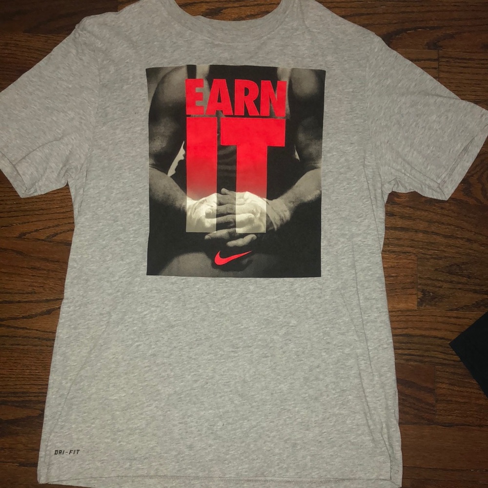 Nike t shirt